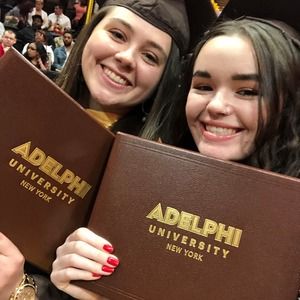 Meet your Posher, Stefanie